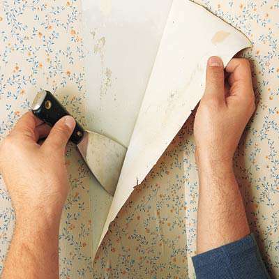 Xử lý tường dán giấy trước khi sơn
